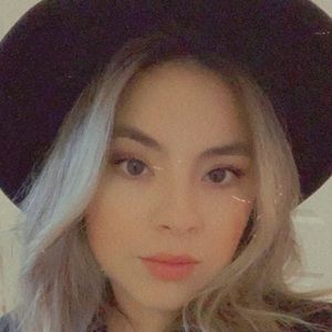 Meet your Posher, Tanya